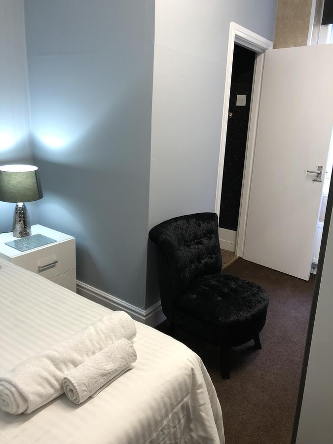 Edelweiss Guest House Douglas Bagian luar foto