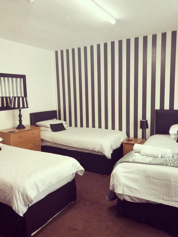 Edelweiss Guest House Douglas Bagian luar foto
