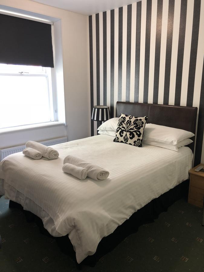 Edelweiss Guest House Douglas Bagian luar foto